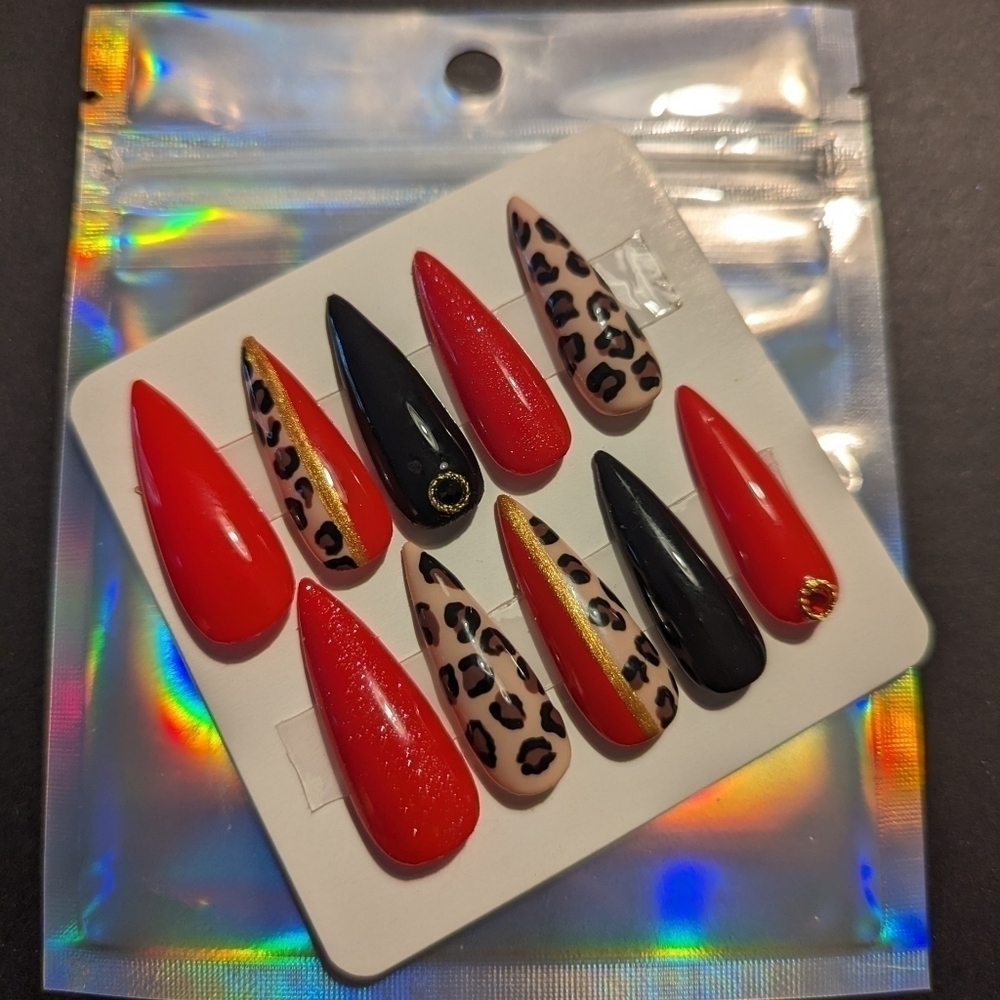 Wild Luxury Press On Nail Set
